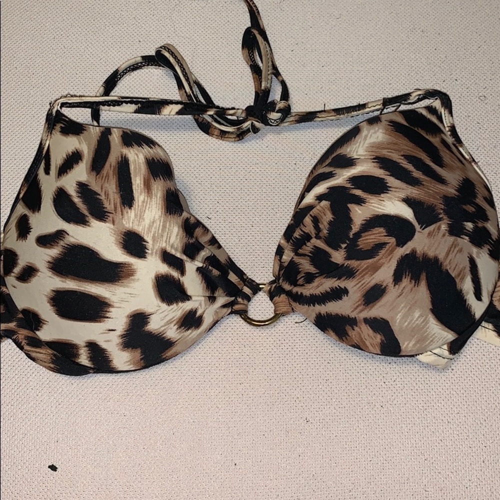 Cheetah print push-up swimsuit top